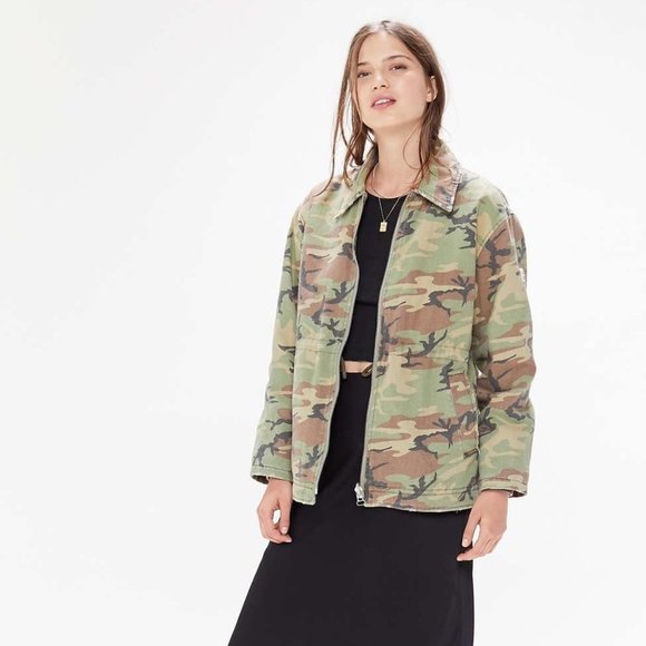 Urban Outfitters BDG Camo Army Zip-Front Jacket - Picture 1 of 4